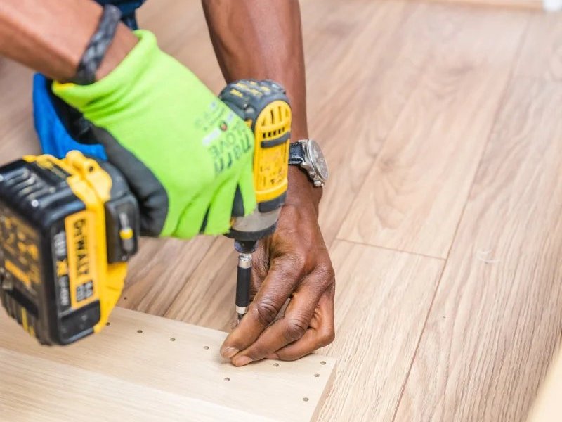 Bright living room with vinyl flooring